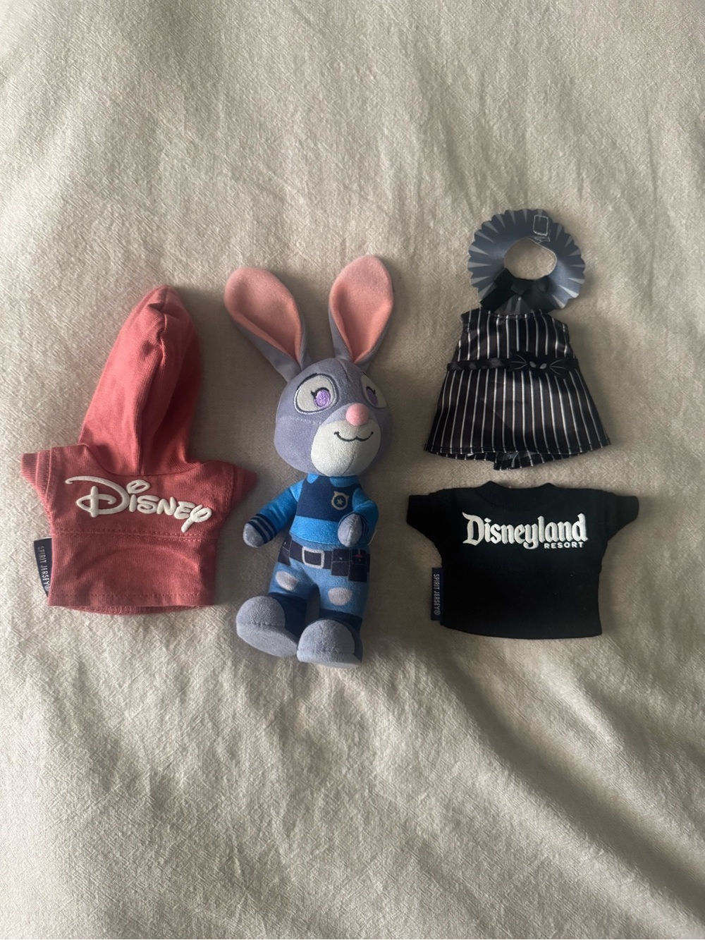 Disney Parks Judy Hops Numio and Acc.